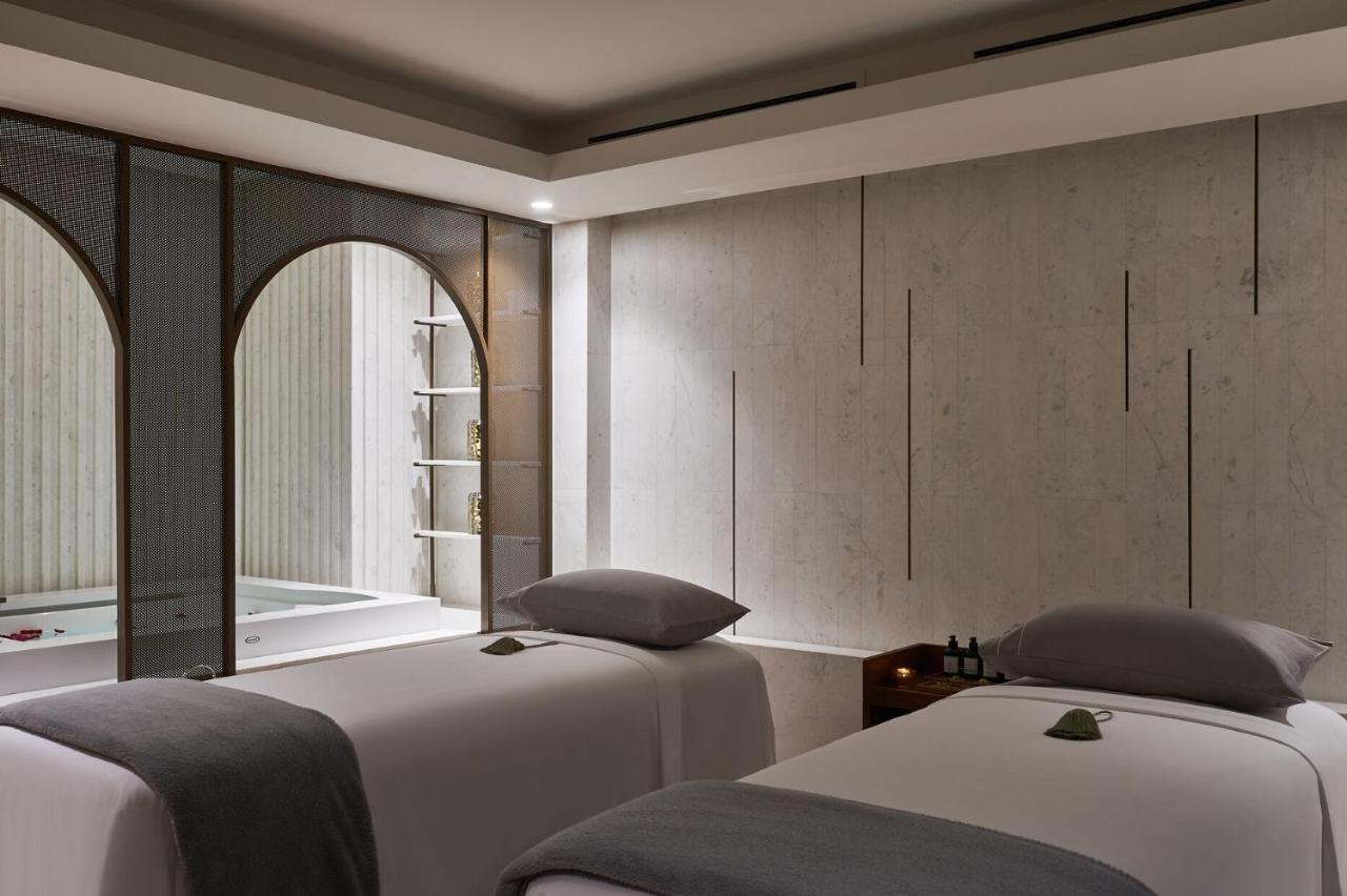 Jumeirah Beach Hotel Dubaï Extérieur photo Spa treatment room