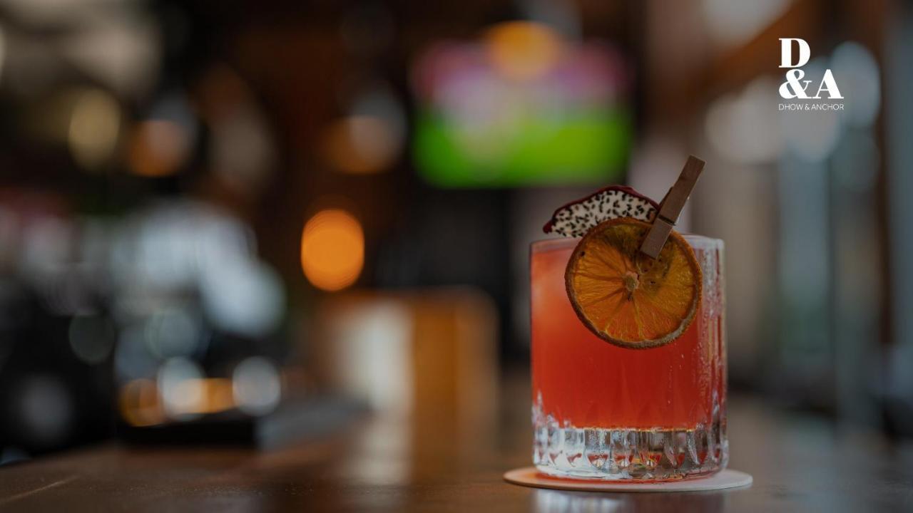 Jumeirah Beach Hotel Dubaï Extérieur photo A Blood Orange Old Fashioned
