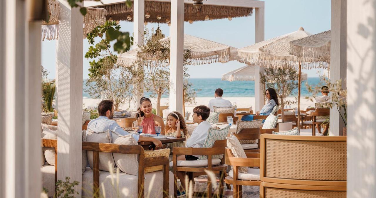 Jumeirah Beach Hotel Dubaï Extérieur photo Beach Club